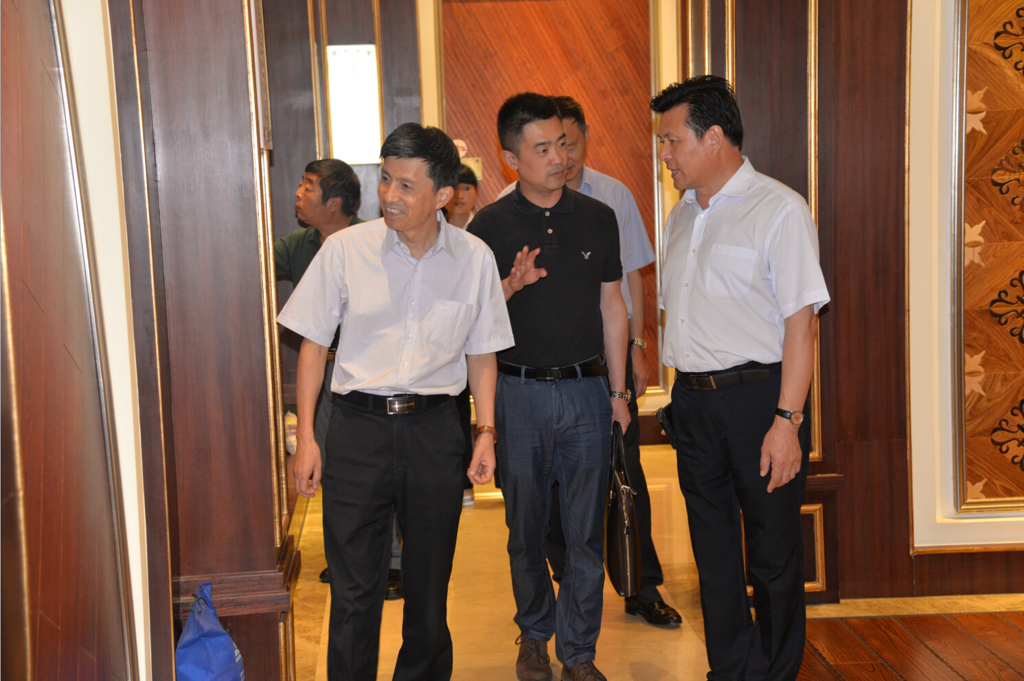 浙江省实木复合地板产品质量连续三年比对 久盛地板喜获双重大奖