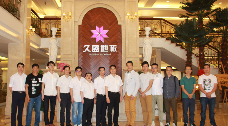 黄志达先生与久盛研发团队又一次思维碰撞