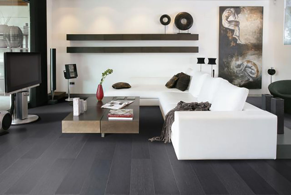 春夏的高级感：雅致白、随性灰、绅士蓝、酷炫黑